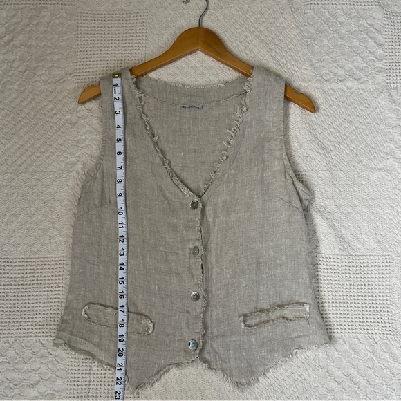 Linen Vest - Picture 4 of 5